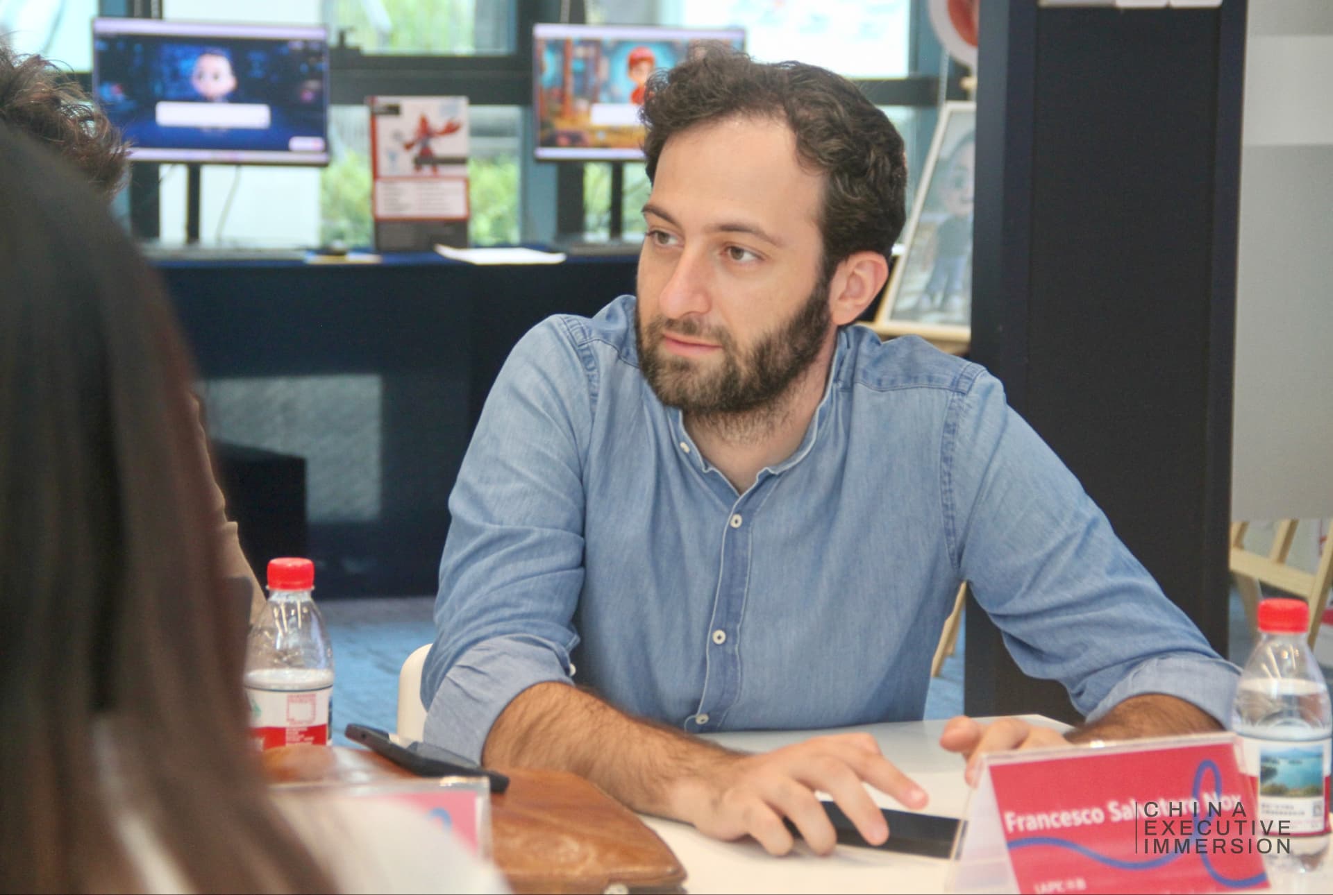 Laipic — closed-door session on visual intelligence in the founders' showroom — Shenzhen